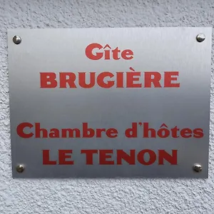 Maison Avec 2 Est Un Brugière Et Maison Est D'hôtes Hébergement de vacances